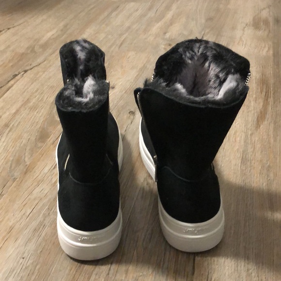 JSlides Tristan Faux Fur Platform Sneaker Bootie - Picture 3 of 4